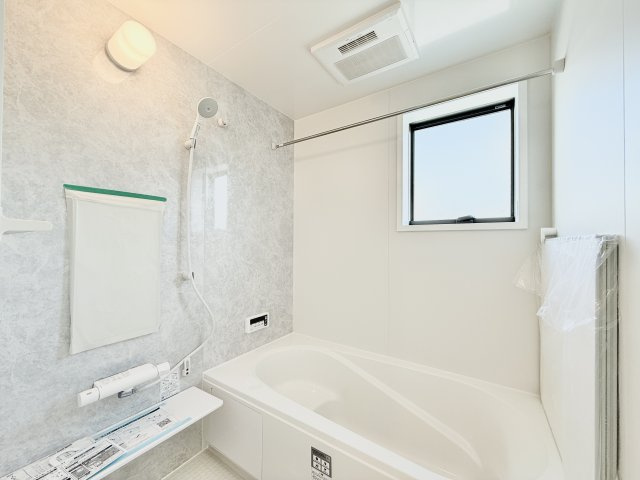 中央区三和町の浴室|広々とした浴室は一日の疲れを癒してくれます♪
