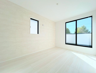 【洋室】 | ◆◇横浜市青葉区荏田西　新築一戸建て　3号棟◇◆ | ◆気持ちの良い風が室内へ入り込む居室。家具を配置しても広々ご利用いただけます！！