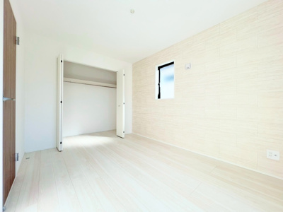 【洋室】 | ◆◇横浜市青葉区荏田西　新築一戸建て　3号棟◇◆ | ◆荷物の多い方には嬉しい収納スペースです。季節物やスーツの収納等にピッタリです。