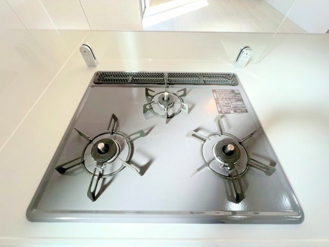 【キッチン】 | ◆◇横浜市青葉区荏田西　新築一戸建て　3号棟◇◆ | ◆毎日使うものだからこそ、料理をする人にとって何口あるのかは重要なポイントですね！