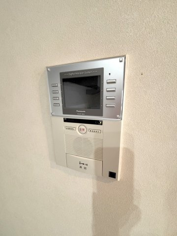 ライオンズマンション浦和仲町の防犯設備|モニター付きインターフォン