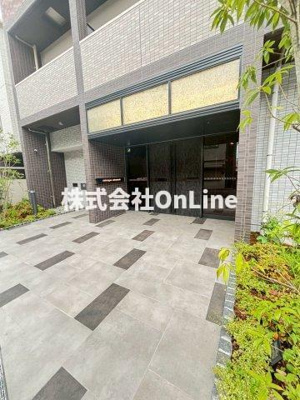 【エントランス】 | シャテーニュ上本町