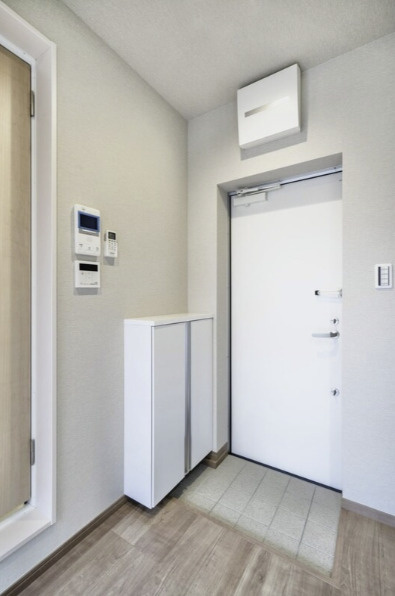 Siesta Villa 代田橋 El Pueblo ｜ S棟の玄関