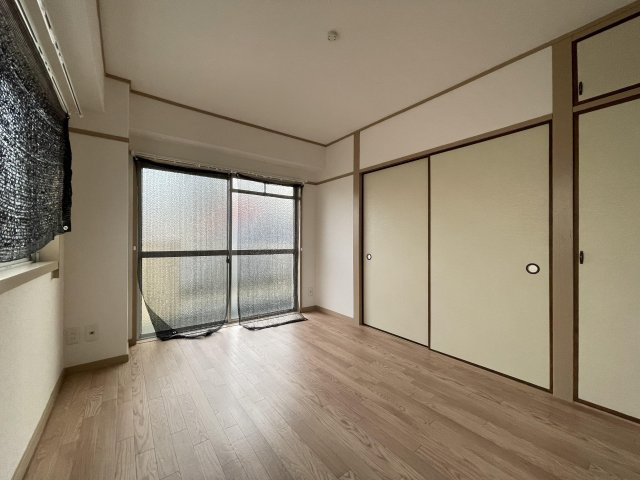 中山手ビルの居間・リビング
