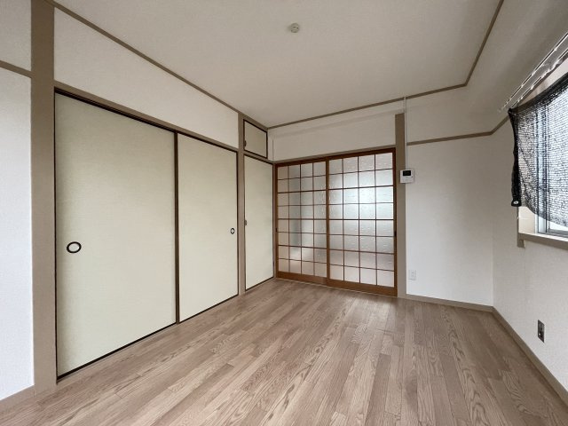 中山手ビルの居間・リビング