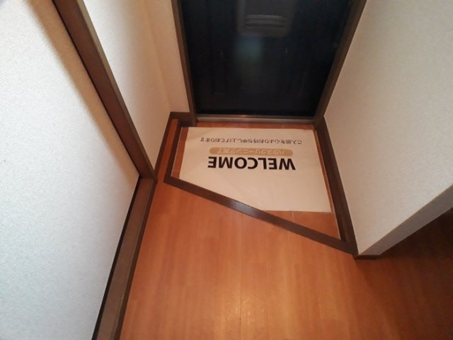 セジュール東初石 Ⅱの玄関|玄関