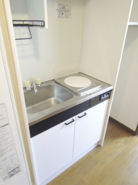 BES明大前コートのキッチン