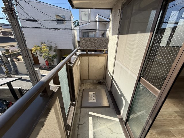 エランドール江坂のバルコニー