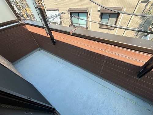 【バルコニー】