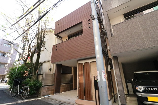 西片2丁目戸建ての画像