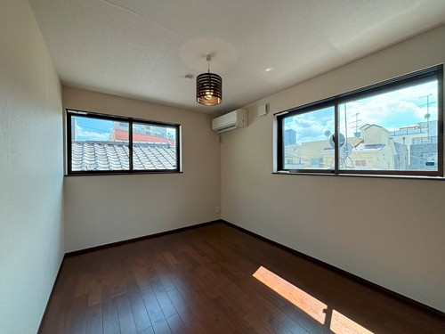 【居間・リビング】