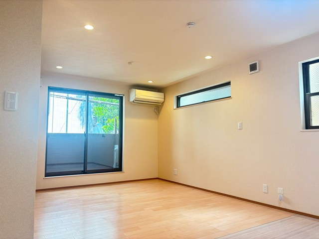 【居間・リビング】