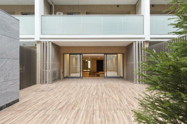 プレジリア代々木大山町のエントランス