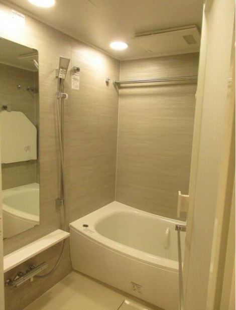 プレジリア代々木大山町の浴室