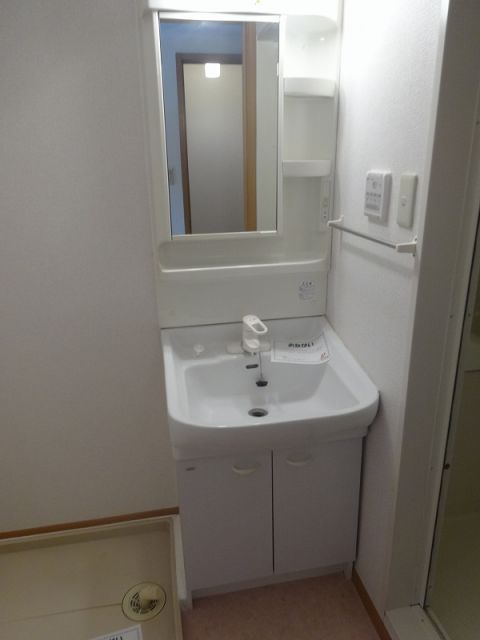 レストインピースの独立洗面台