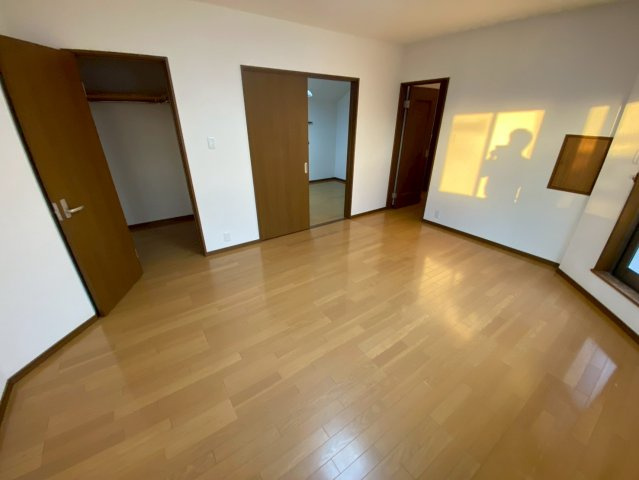 森北町４丁目戸建の居間・リビング