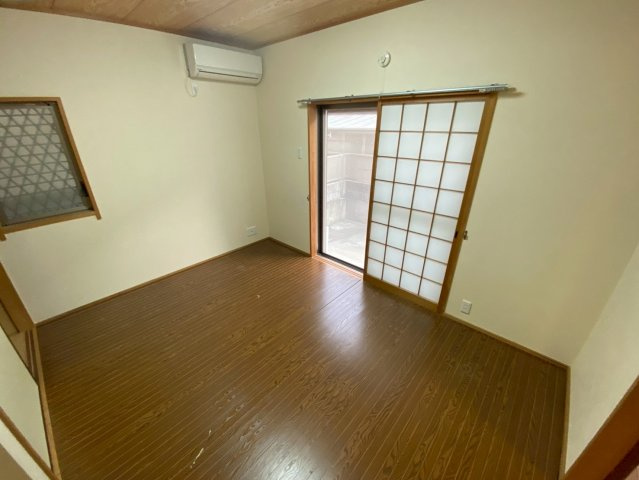 森北町４丁目戸建の居間・リビング