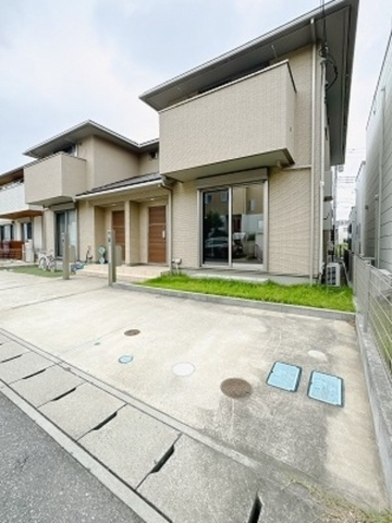 Villa Forestaの駐車場