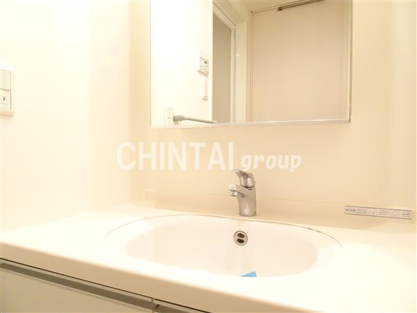 アーデン北沢の洗面所