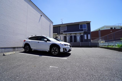 【駐車場】 | クレストⅢ