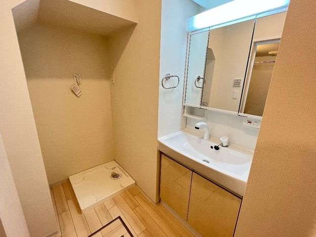 L‘Amourの独立洗面台