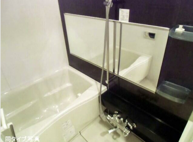 コンフォリア笹塚の浴室