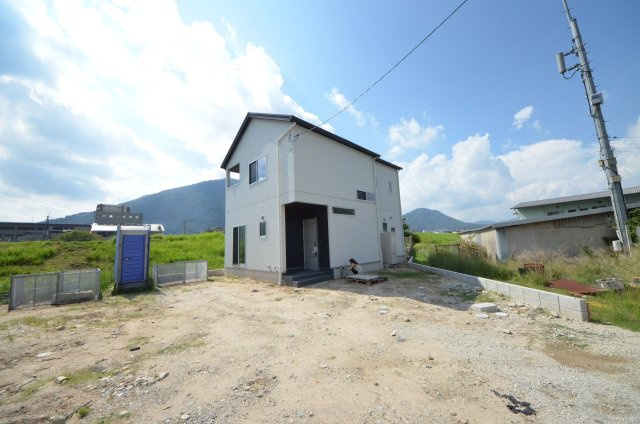 可部東二丁目の駐車場|駐車は並列二台可能です