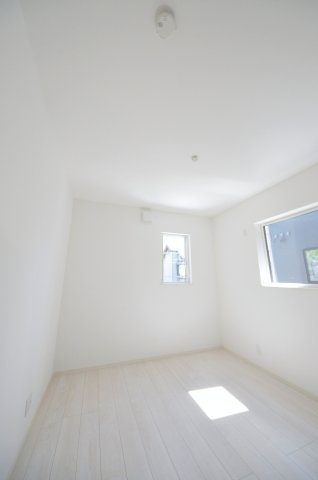 阿品二丁目の洋室|全居室収納スペース有、お部屋が広く綺麗に使えます