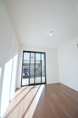 南観音町の洋室|全居室収納スペース有、お部屋が広く綺麗に使えます