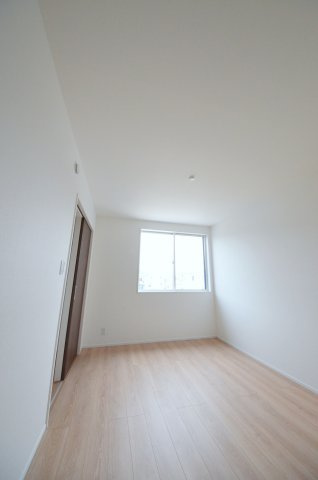 中筋三丁目の洋室|全居室収納スペース有、お部屋が広く綺麗に使えます