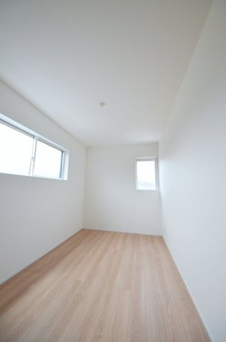 中筋三丁目の洋室|全居室収納スペース有、お部屋が広く綺麗に使えます