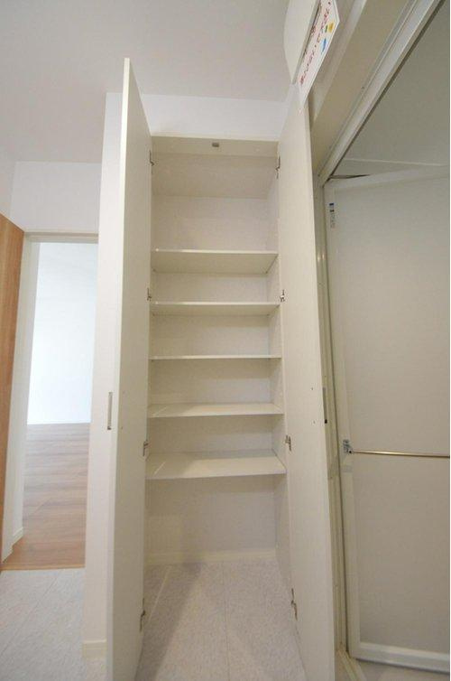 田方2丁目の収納|洗面所にも大容量の収納スペースがあります