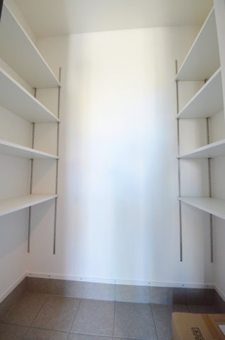 五日市中央一丁目の収納|広い土間収納スペースがあります