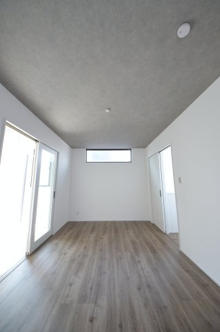 戸坂山根二丁目の洋室|全居室収納スペース有、お部屋が広く綺麗に使えます