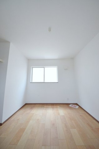 東原三丁目の洋室|全居室収納スペース有、お部屋が広く綺麗に使えます