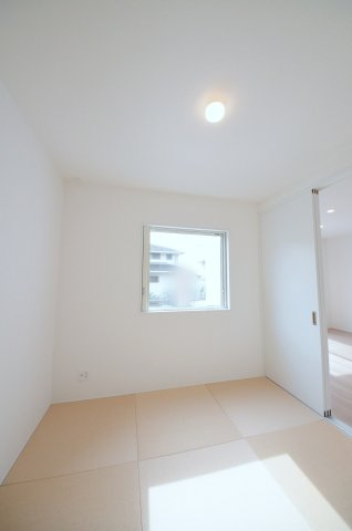 阿品台五丁目の洋室|全居室収納スペース有、お部屋が広く綺麗に使えます