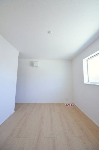 串戸四丁目の洋室|全居室収納スペース有、お部屋が広く綺麗に使えます