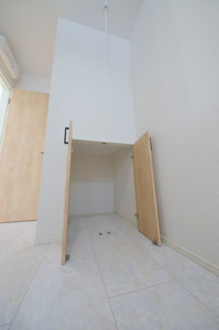 串戸四丁目の収納|洗面所にも収納スペースがあります