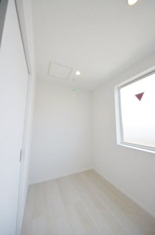 庚午南二丁目の洋室|全居室収納スペース有、お部屋が広く綺麗に使えます