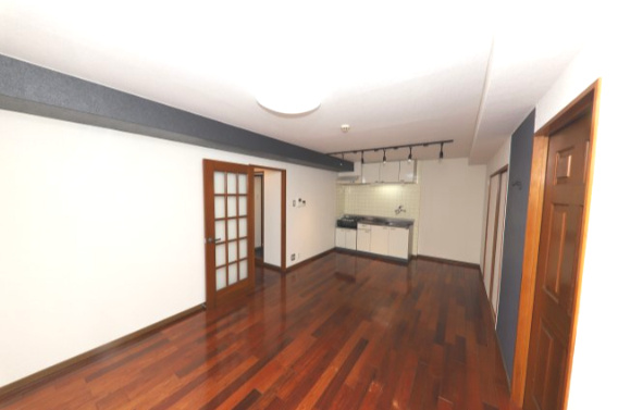 サムソンコートの居間・リビング