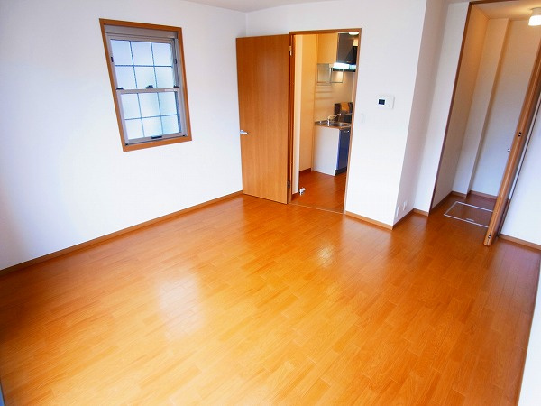 メゾンミルフィーユの居間・リビング