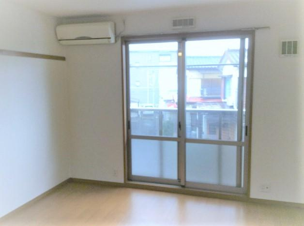 メゾンミルフィーユの居間・リビング