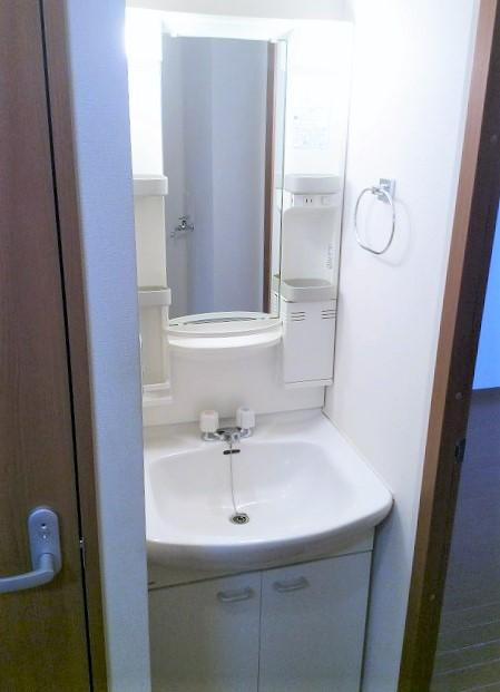 メゾンミルフィーユの独立洗面台