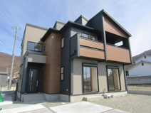 ブルーミングガーデン甲府市羽黒町3棟　1号棟の画像