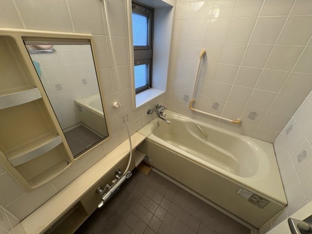 コーラルウェイⅡの浴室