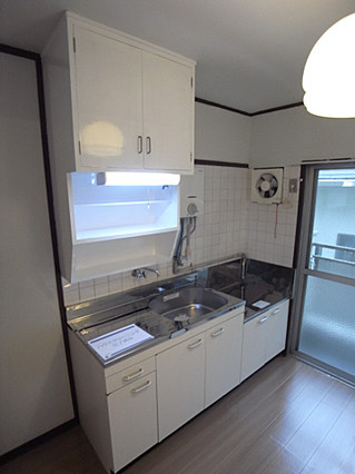 熊内マンションのキッチン