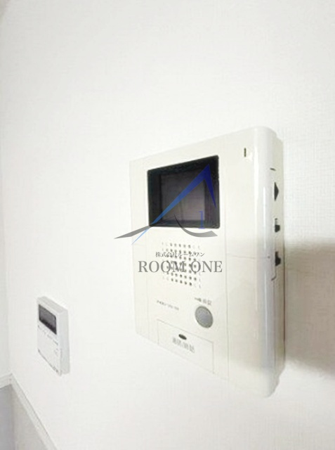 エルスタンザ中野新井のセキュリティ|モニター付きインターホンです。