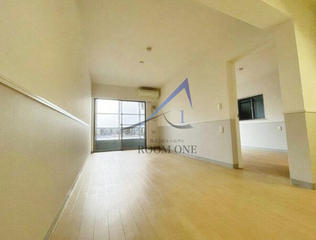 エルスタンザ中野新井の居間・リビング|洋室のお部屋です。