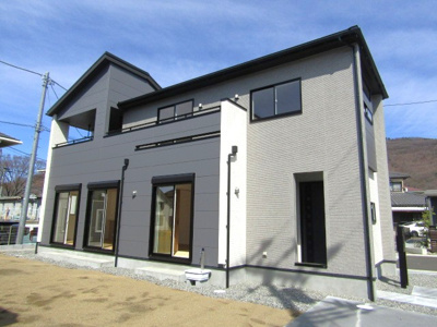 【外観】 | ブルーミングガーデン甲府市羽黒町3棟　2号棟 | 外観もきれいです