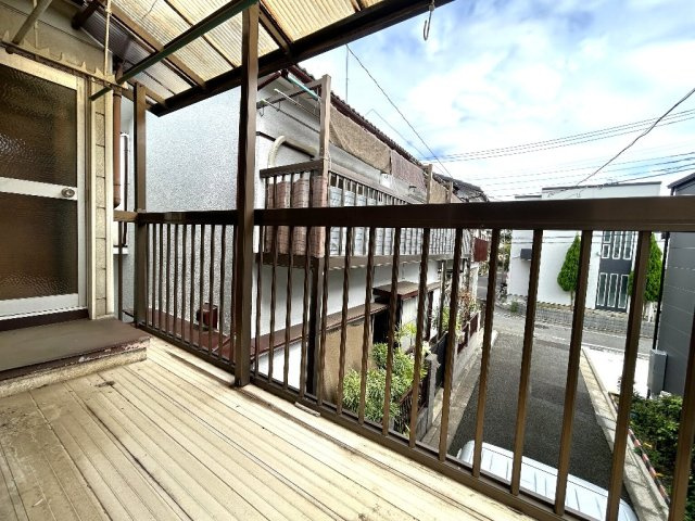 大泉町3丁目戸建のバルコニー|東南向きバルコニーでございます。
